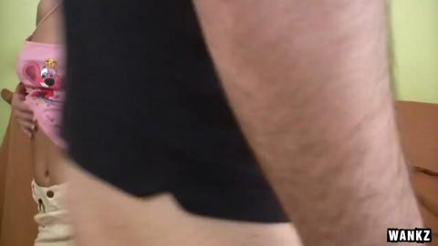 21048
